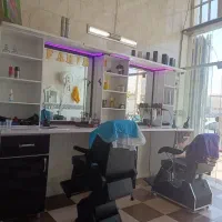 دکور آرایشگاه|آرایشگاه و سالنهای زیبایی|شیراز, شهرک سعدی|دیوار