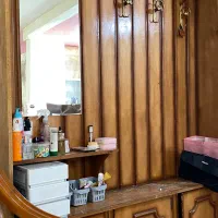 فوری مبل راحتی  همراه با کمد رایگان و میز