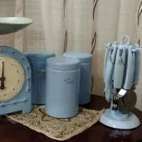 ترازو و ابزار آشپزخانه