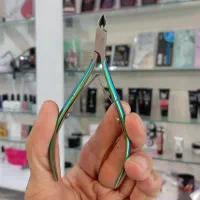 نیپر کاشت ناخن
