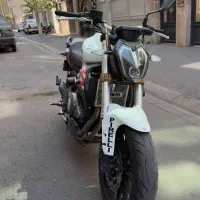 بنلی ۳۰۰ دو سیلندر نیوفیس