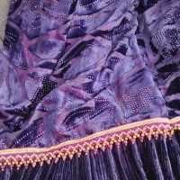 لباس‌ محلی اعیونی مخمل ابریشم