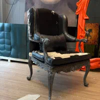 مبل تکی با پوست چرم گاو|مبلمان خانگی و میز عسلی|پردیس, شهرک صنعتی خرمدشت فاز ۷|دیوار