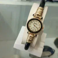 ساعت مچی زنانه مدل النگویی رنگ‌بندی کامل ترند سال