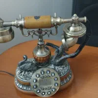 تلفن رومیزی