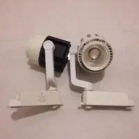 چراغ ریلی قابل تنظیم پروژگتور پنل سقفی تو کار تخت.|لامپ و چراغ|رشت, چله خانه|دیوار