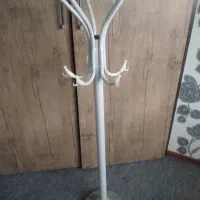 رخت آویز ایستاده