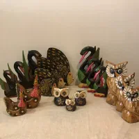 مجسمه های چوبی متنوع