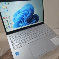 asus R565 در حد آکبند