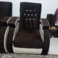 مبل ۷ نفره کارکرده|مبلمان خانگی و میز عسلی|رشت, باهنر|دیوار