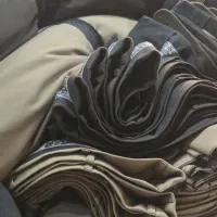 نیروی اتوکار خانم خط زن شلوار مردانه