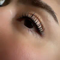 آموزش اکستنشن مژه و لیفت مژه و ابرو|خدمات آرایشگری و زیبایی|اصفهان, مهدی آباد|دیوار