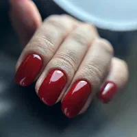 خدمات تخصصی کاشت ناخن.ساخت ناخن مصنوعی و آموزش