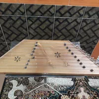 سنتور و مضراب با پایه و کیس|سازهای سنتی|کنگاور, |دیوار