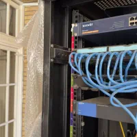 رک بزرگ با همه وسایل