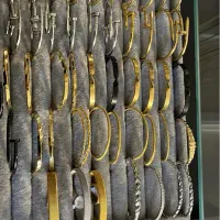 فروشنده نیمه وقت خانم