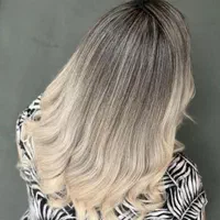 آموزشگاه آرایشگری آموزش شنیون میکاپ ،رنگ ،ناخن مژه|خدمات آرایشگری و زیبایی|مشهد, توس (بلوار توس)|دیوار
