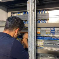 مشاوره ، طراحی و مونتاژ تابلو برق های قدرت و PLC|خدمات پیشه و مهارت|تهران, لاله زار|دیوار