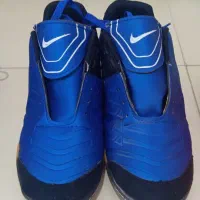 کفش ورزشی سالنی،مجلسی.کتونی.نیم پوتین