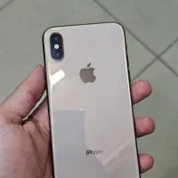 ایفون xs لاکاغذی