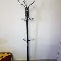 چوب لباسی ایستاده