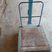 باسکول ۵۰۰ کیلویی و ۲۰۰ کیلویی