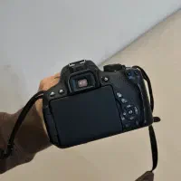 دوربین کنون 700 دی و لنز ۱۸.۱۳۵|دوربین عکاسی و فیلمبرداری|قم, بکایی|دیوار