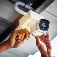 نصب و تعمیر و دوربین مداربسته و جک برقی و کرکره و