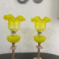 چراغ نفتی/پایه برنجی/لاله شمعدان
