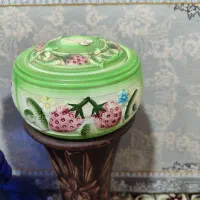 ظروف خیلی قدیمی