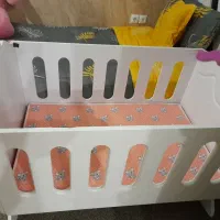 گهواره بچه در حد نو سلام|تخت و صندلی بچه|مریوان, |دیوار