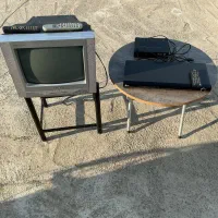 تلویزیون رنگی‌ ۱۴ اینچ