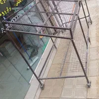 توری و قفسه سببزیجات