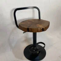 صندلی چوبی