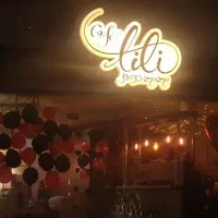 کافه فعال با تجهیزات کامل و دکور شیک