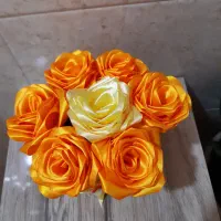 گل روبان به همراه سبد