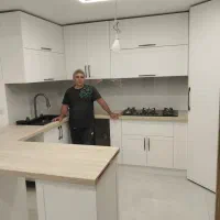 تعمیرات و نصاب کابینت آشپزخانه و کمد