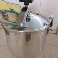 زودپز 10لیتری مارک خوش طعم|ظروف پخت‌وپز|قم, زنبیل آباد|دیوار