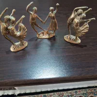 مجسمه های برنز سالم