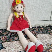 مقداری اسباب بازی بچه گانه بفروش میرسد