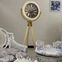 ساعت ایستاده کوارتز