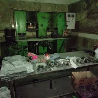 کارگر ماهر لاستیک سازی و پرسکاری