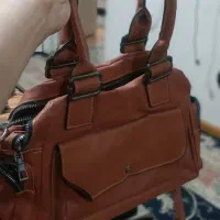 کیف رنانه|کیف، کفش، کمربند|ری, شهید غیوری (ابن باویه)|دیوار