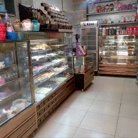 فروشنده قنادی