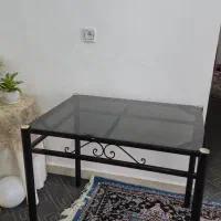 میز شیشه ای