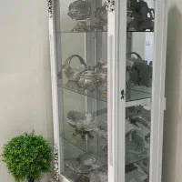 بوفه با ظروف زیر خاکی