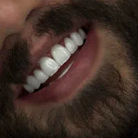 جراح فک وصورت دندانپزشک