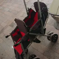 کالسکه دوقلو