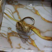 مقداری طلای در حد نو