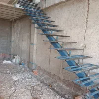 جوشکاری و ساخت شیروانی و راهپله و نبشی کشی و..